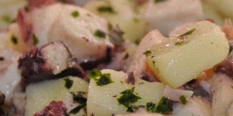 Antipasti-insalata di polipo con patate 