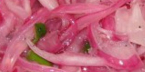 Antipasti-insalata di cipolle  rosse  alla siciliana