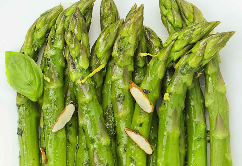 ASPARAGI AL VAPORE biella